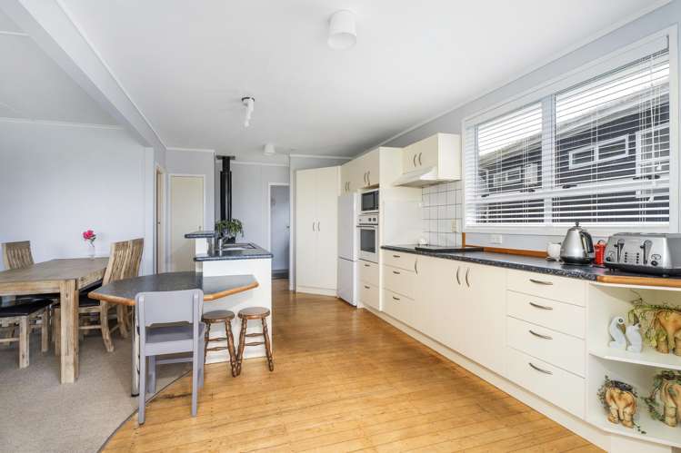 293 Main Road Tairua_22