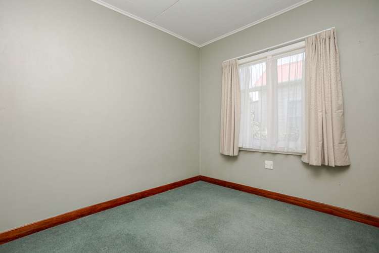 8 Grant Street Dannevirke_15