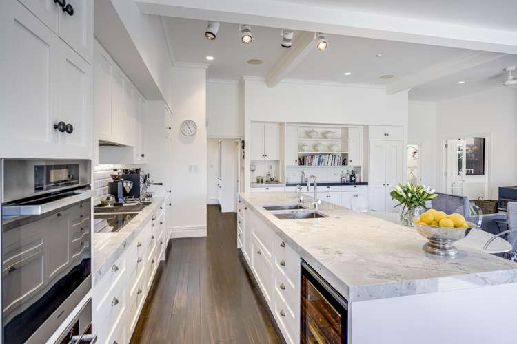 59 Busby Hill Havelock North_5