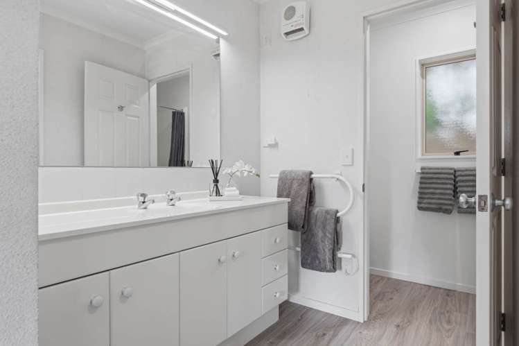 17 Cellarmans Street Te Atatu Peninsula_10