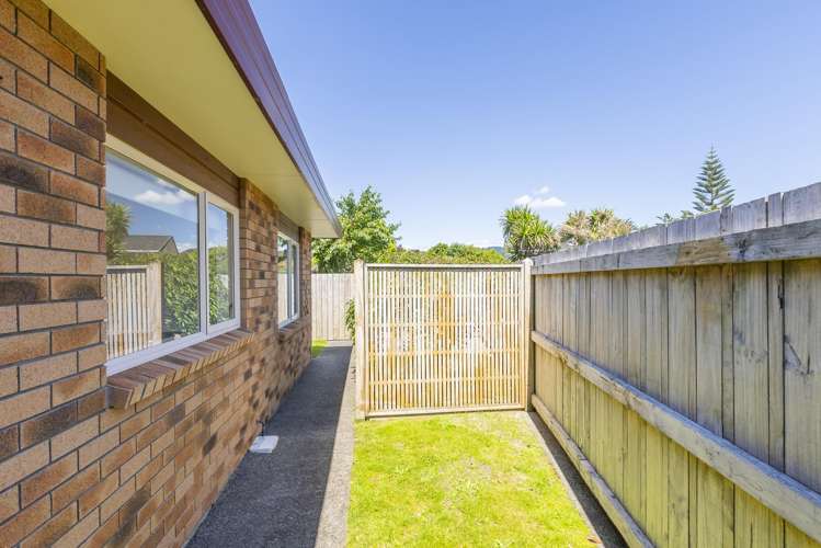 2/83 Langdale Avenue Paraparaumu_12