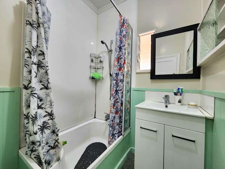 7 Peel Street Cobden_8