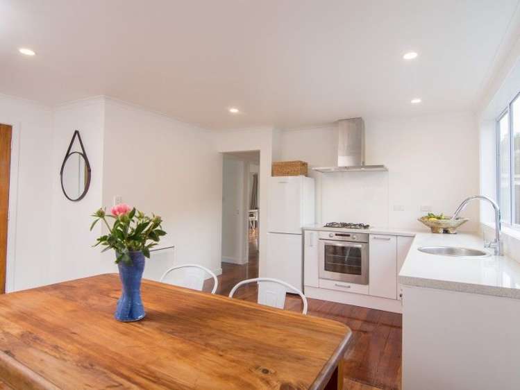 57 Montreal Road Toi Toi_7