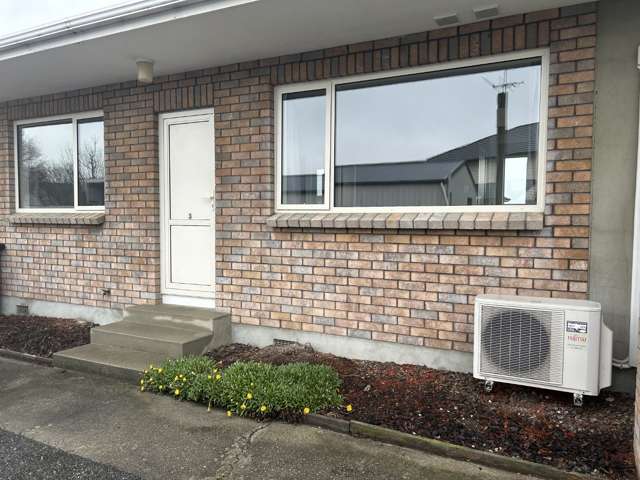 West Gore - 2 Bedroom  Flat- $400 pw