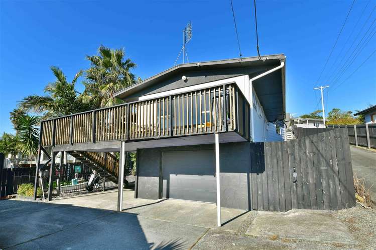43 Pohutukawa Avenue Red Beach_17