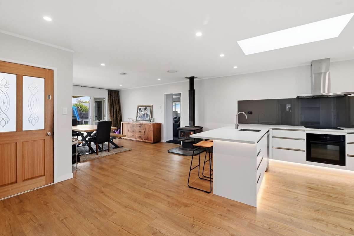 11 Byron Grove_1
