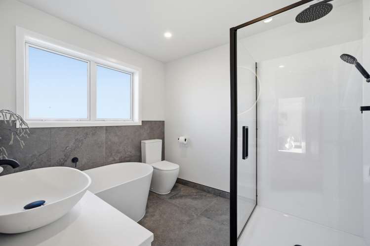 42A Old Lake Road Devonport_9