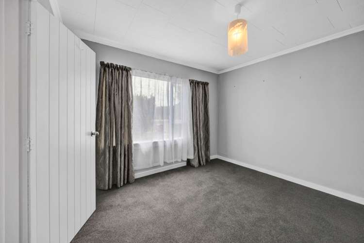 23 Layard Street Opunake_18