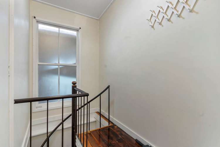 2 Seaview Avenue Northcote_11