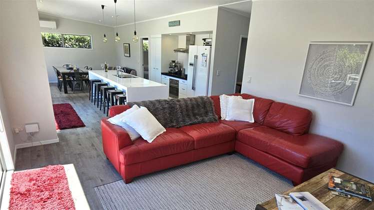 106 Nikau Close Matarangi_10