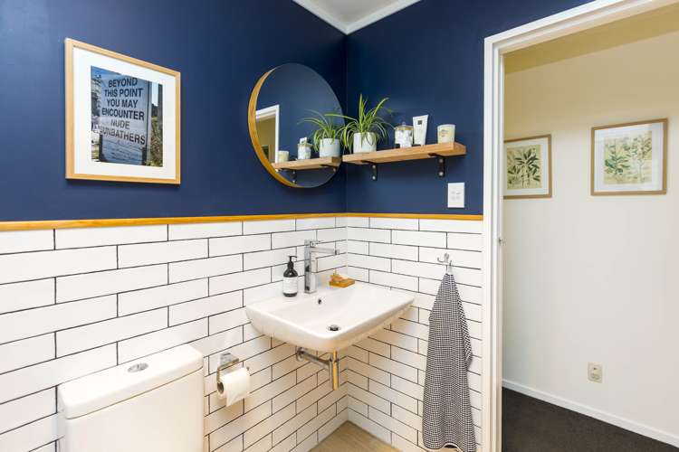 23a Heretaunga Square Silverstream_12