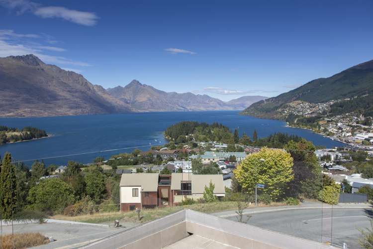 26 Edinburgh Drive Queenstown_20