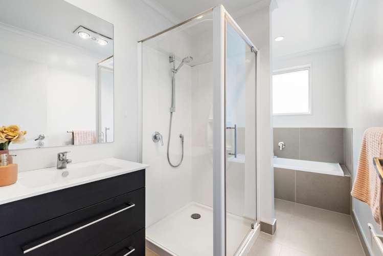 35 & 35A Aberley Road Schnapper Rock_10