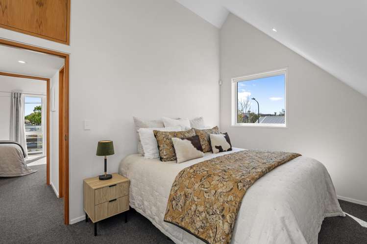 1/14 Andover Street Merivale_12