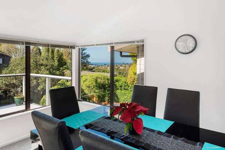 2/685 East Coast Road Browns Bay_9