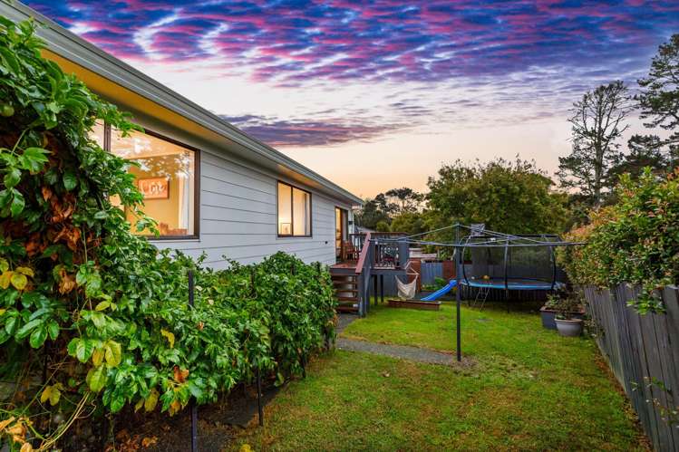 2/239 Waitemata Drive Ranui_15