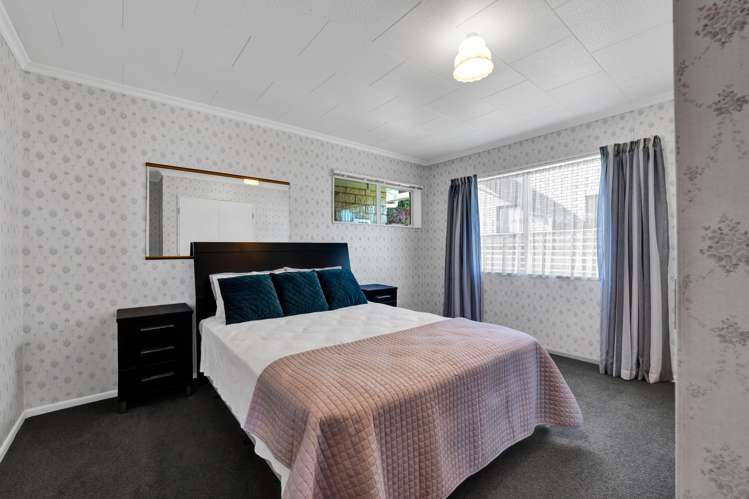 8b South Road Manaia_15