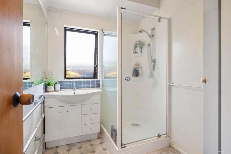 110X Grey Street Onehunga_14