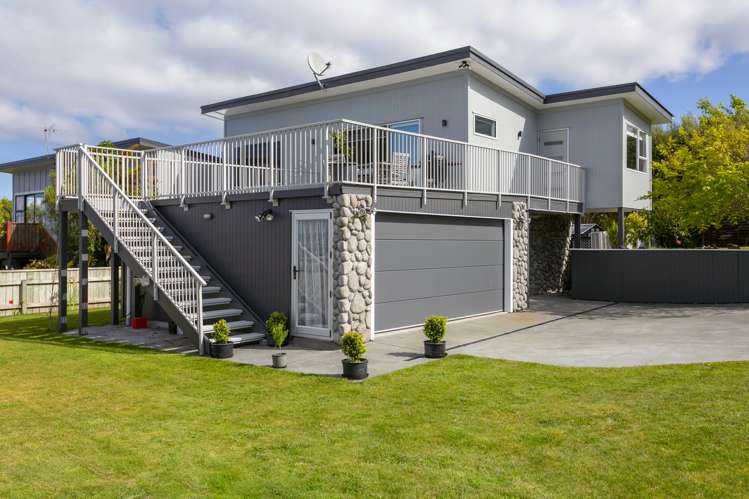 13 Besley Place Acacia Bay_16