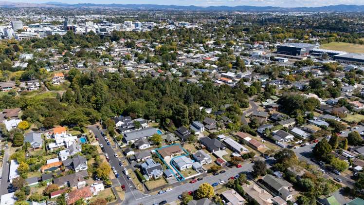 28 Argyle Street Hamilton East_19