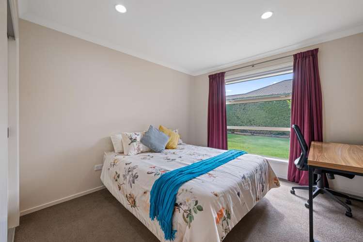 3 Balmoral Mews Springlands_18