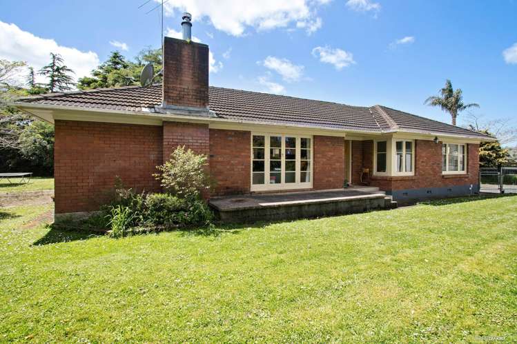 16 Sutton Crescent_1