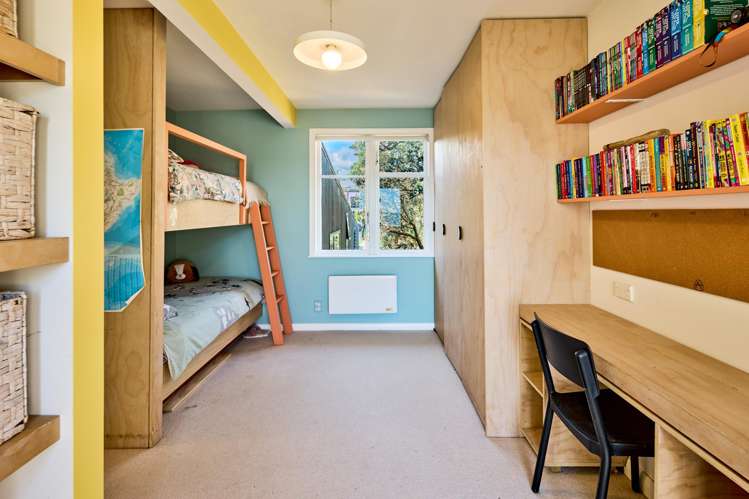 102 The Esplanade Raumati South_19