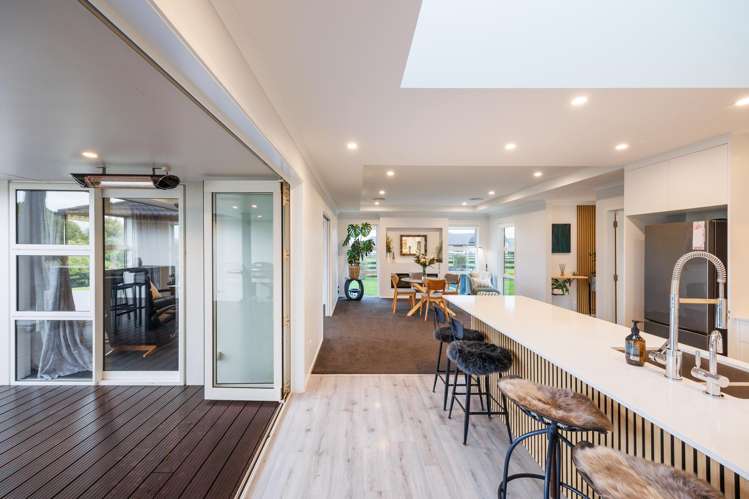 61 Hartwell Drive Kelvin Grove_15