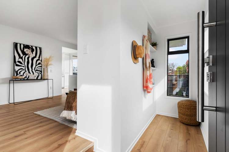 1/31 Taharoto Road Takapuna_12