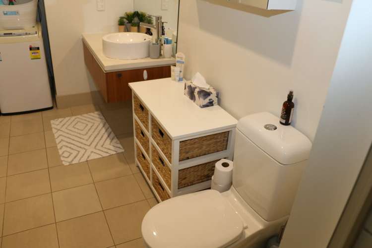 238/8 Dockside Lane Auckland Central_18