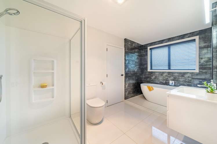 355 Grays Road Pāuatahanui_11