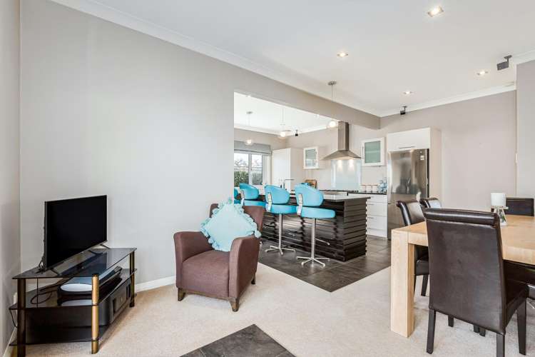 11 Hathaway Avenue Boulcott_11