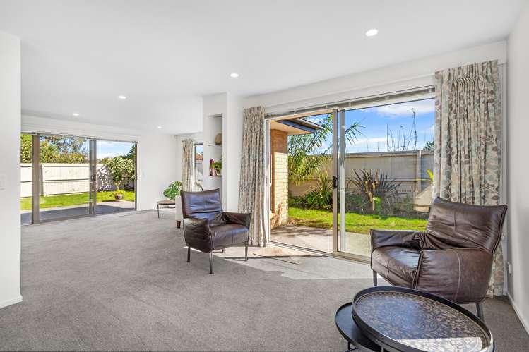 23 Stillwater Avenue Burwood_3