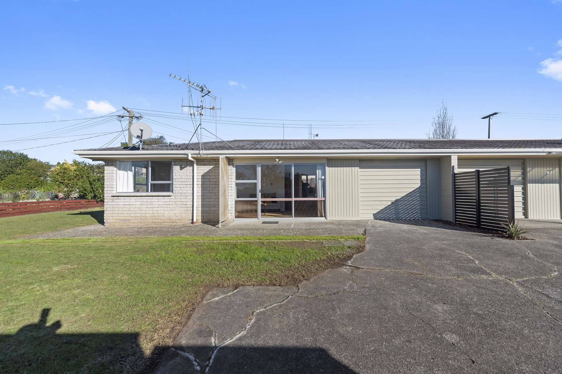 67a Tuhikaramea Road Dinsdale_0