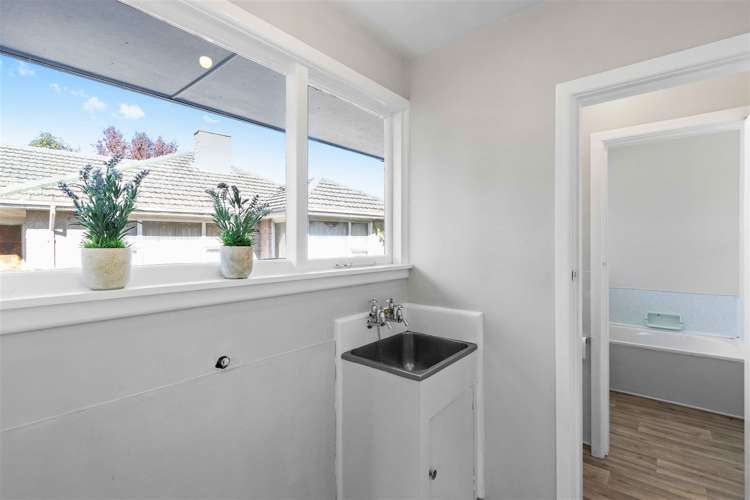 37 Kathleen Crescent Hornby_13