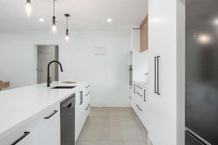 27A Macdonald Road_4