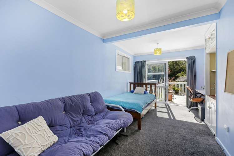 6 Kapuranga Grove Stokes Valley_11