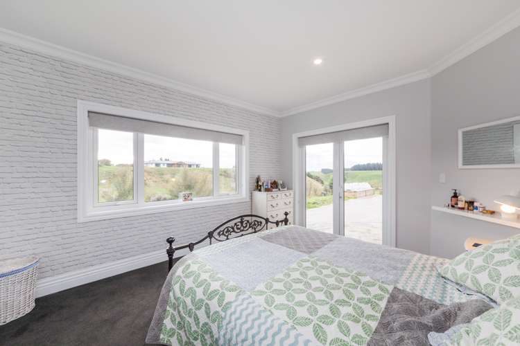 52 Highland View Drive Tokomaru_9