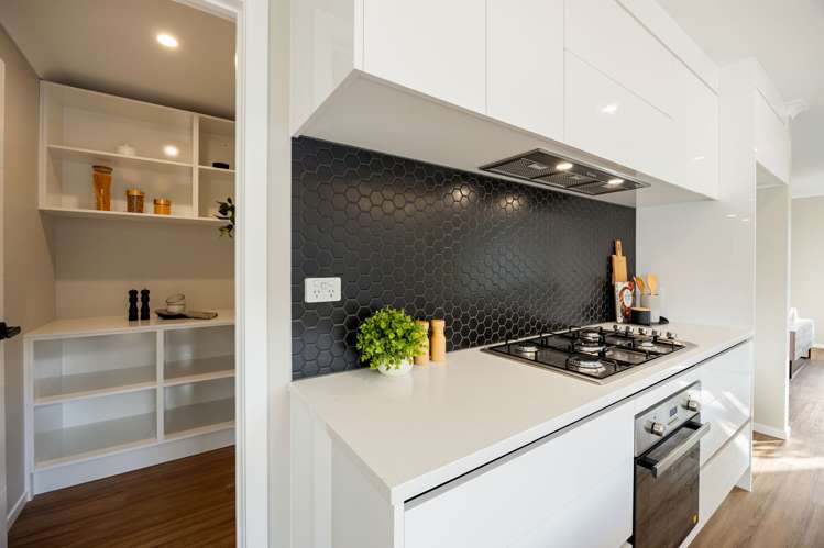 8 Lavinias Way Chartwell_10