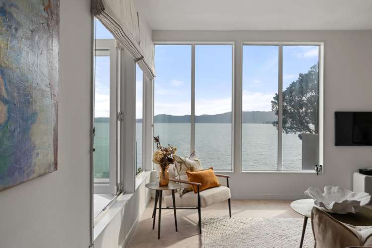 353A Karaka Bay Road Karaka Bays_6