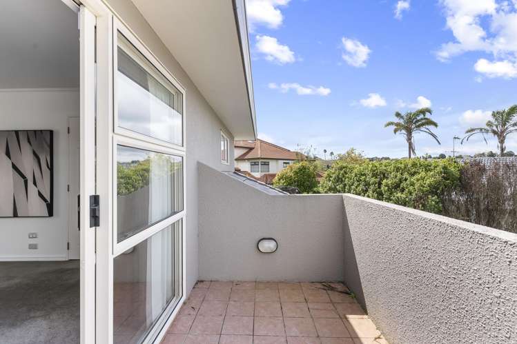 9 Nathan Close Somerville_22