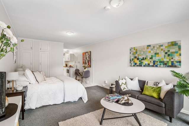 1/20a Charlton Avenue Mount Eden_1