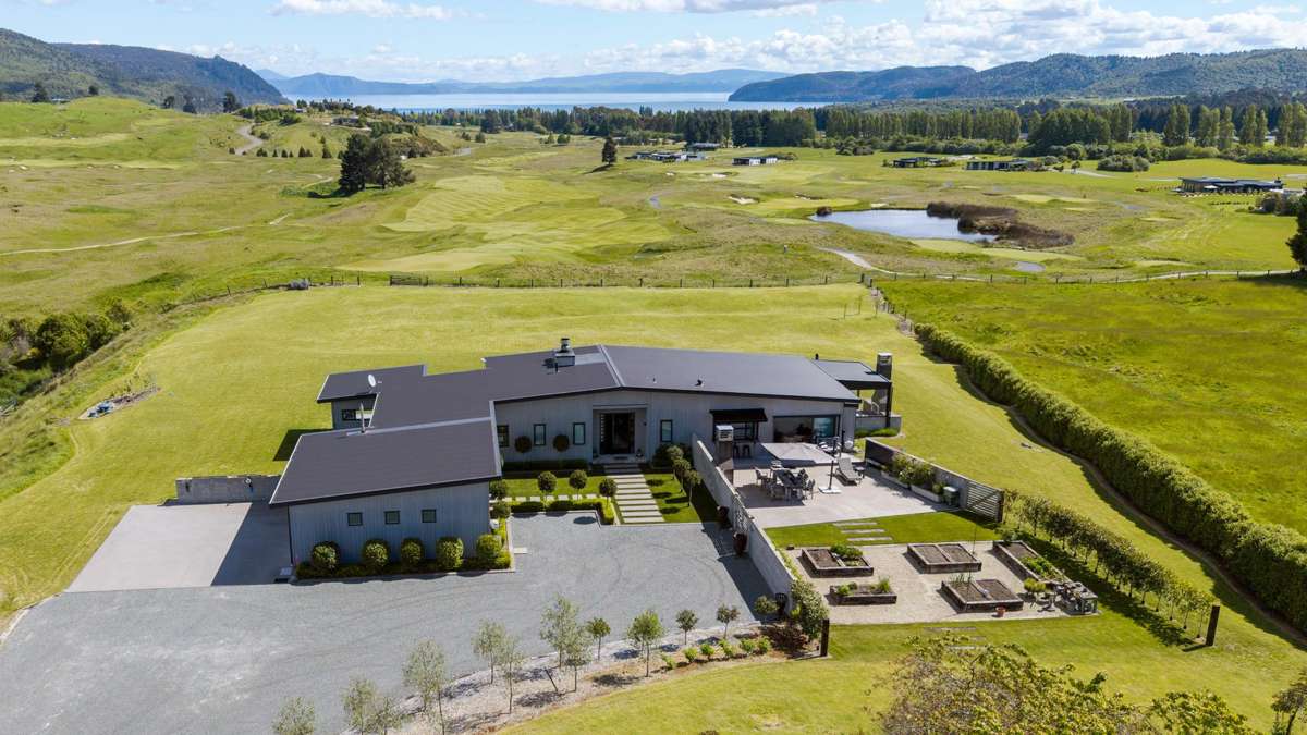 2/675 Whangamata Road_0