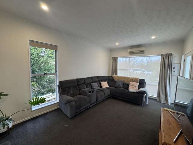 96 Lake Terrace Road Burwood_4