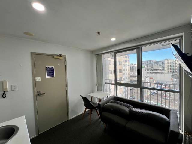 1215/72 Nelson Street Auckland Central_4