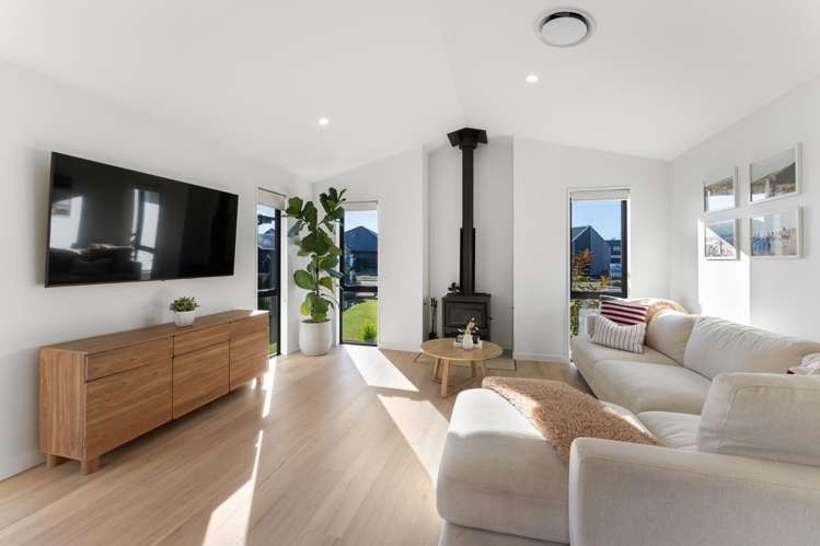 7 Accrington Drive_4