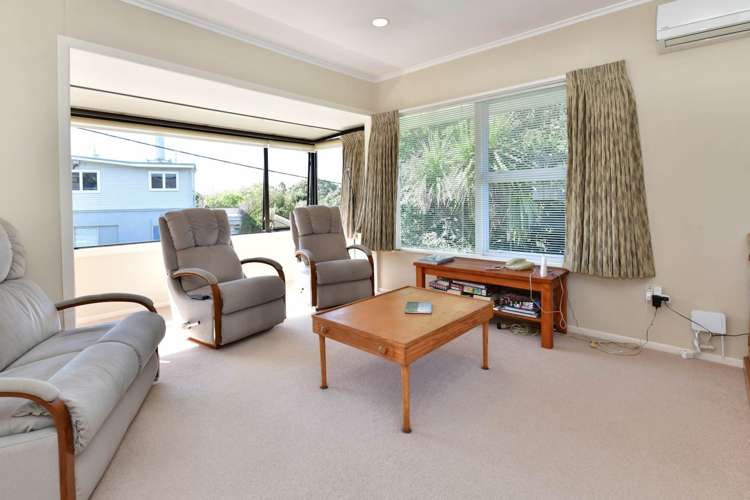 2/280 Beach Road Campbells Bay_6