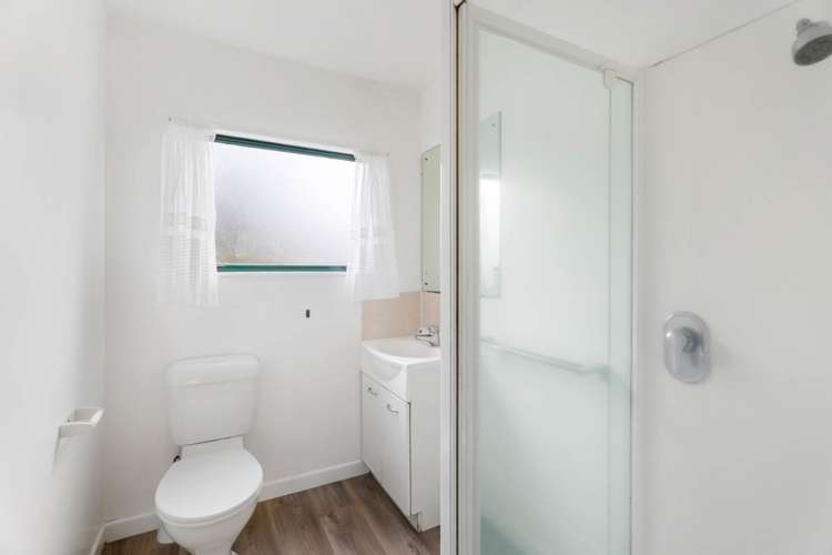 415 West Coast Road Glen Eden_11