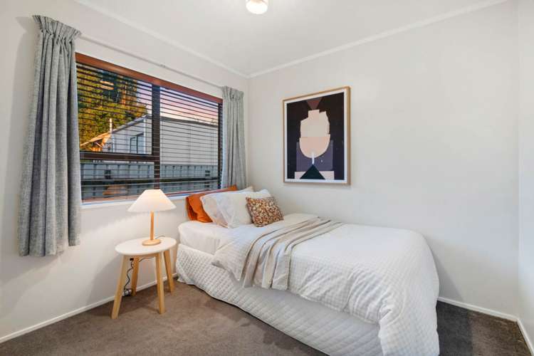 2/51 Eskdale Road Birkdale_13