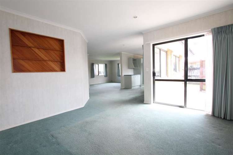 31 Farnborough Drive Nawton_9